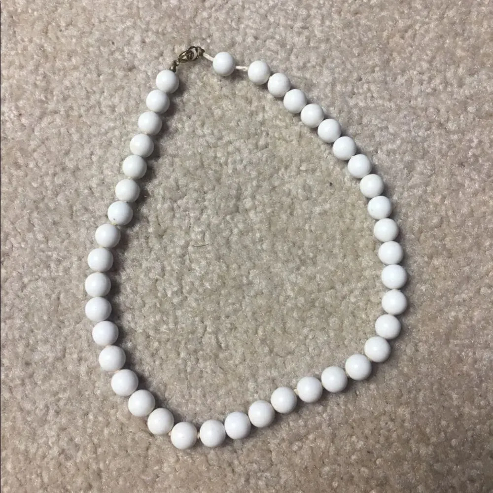 Vintage Necklace Bundle - Image 4