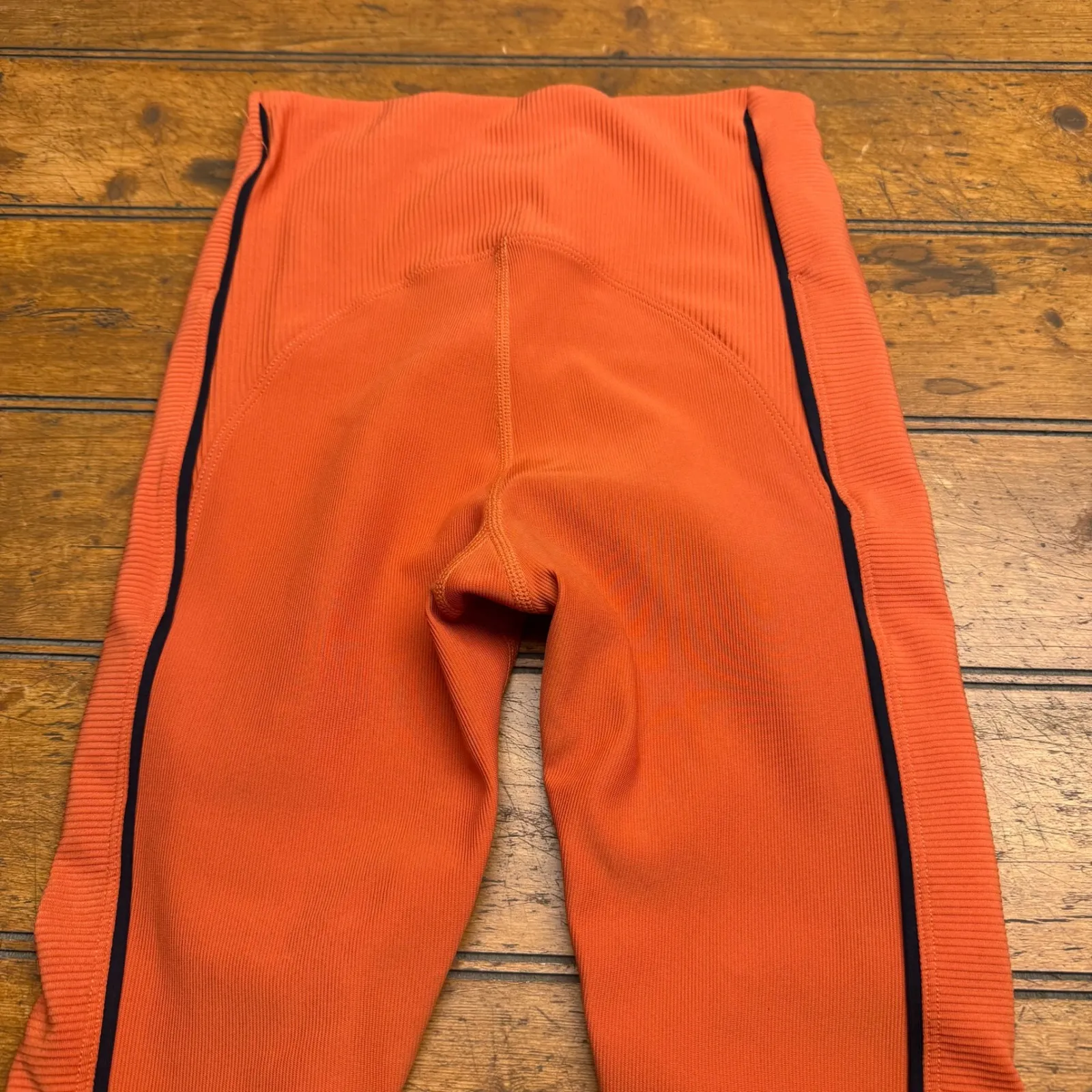Zyia Active Ribbed High Waisted Orange Leggings Size 2 - Image 5