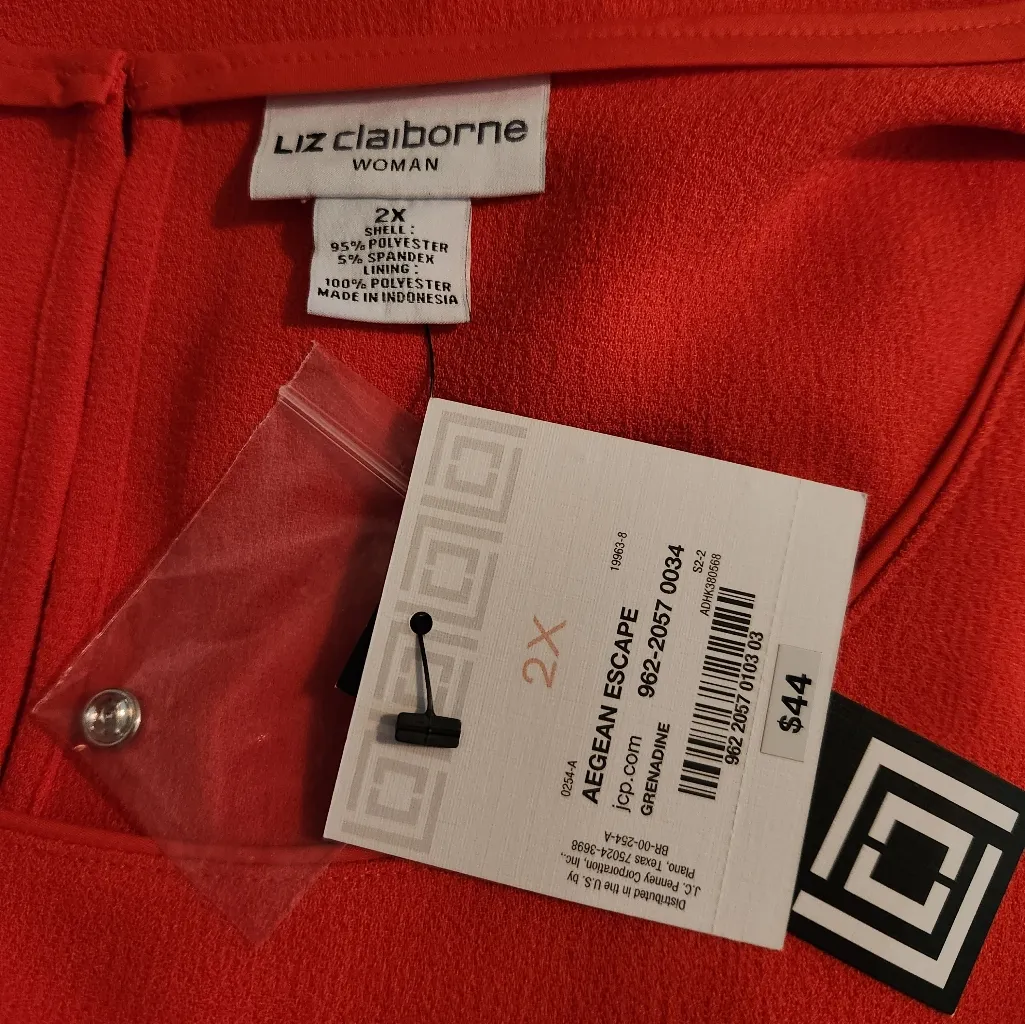 Liz ClaiborneWomen's Sleeveless Red Top - Image 10