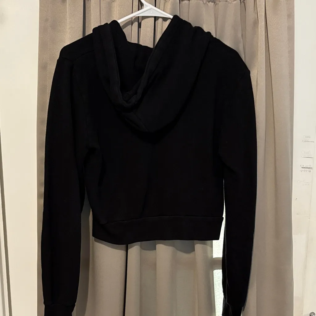 Brandy Melville Black Zip-Up Jacket - Image 3