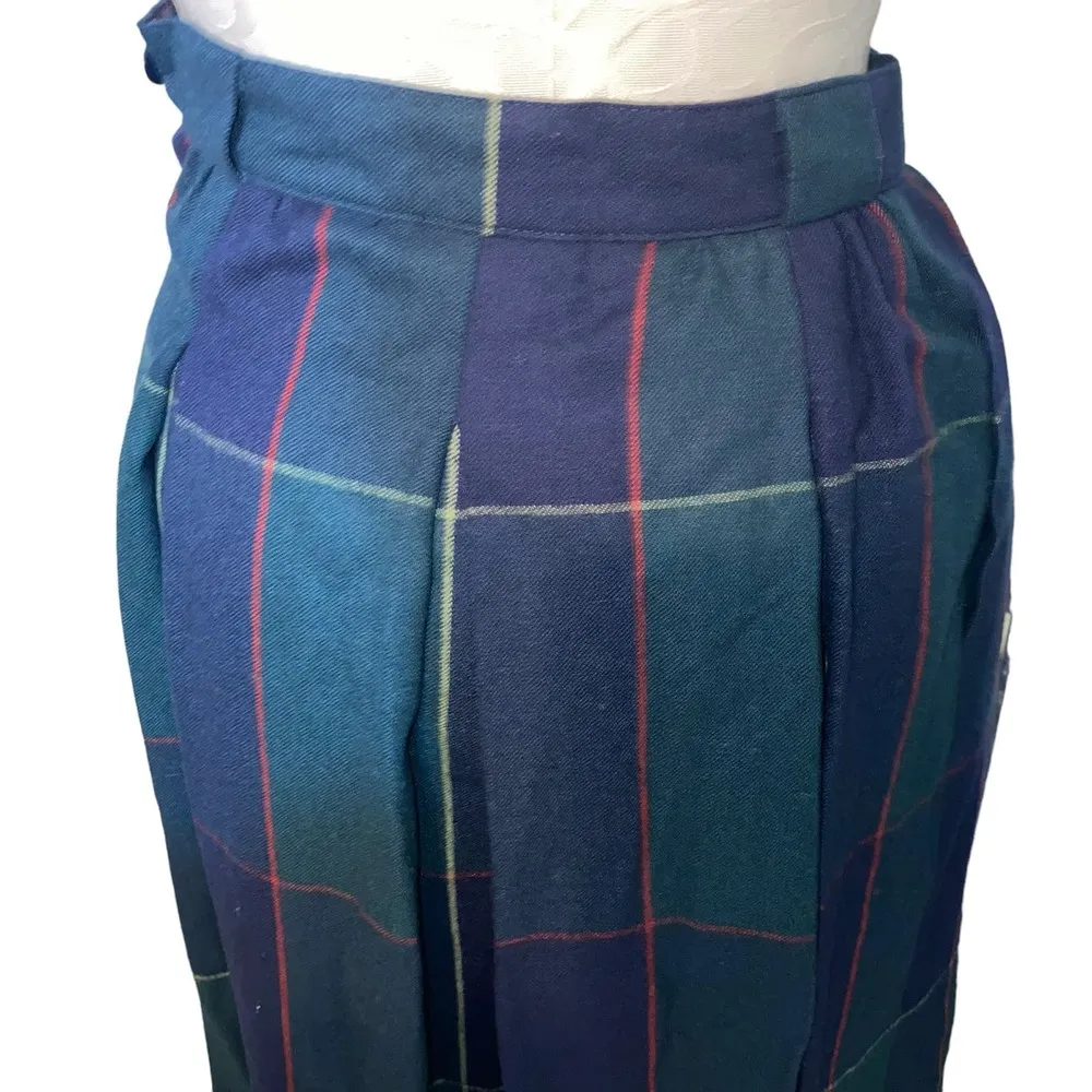 Vintage Basler Blue Tartan Plaid Wool Pleated Midi Skirt - Image 6