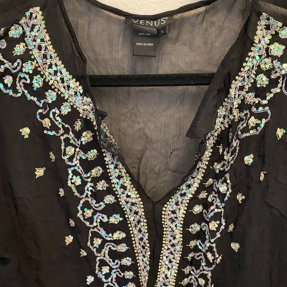 Venus Silk  cover up with sequin design - Image 4
