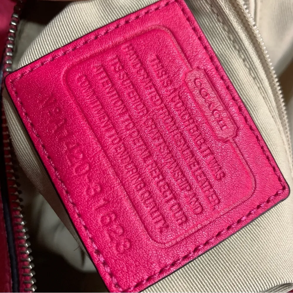 Coach BLEECKER PEBBLED LEATHER SULLIVAN HOBO - Image 15