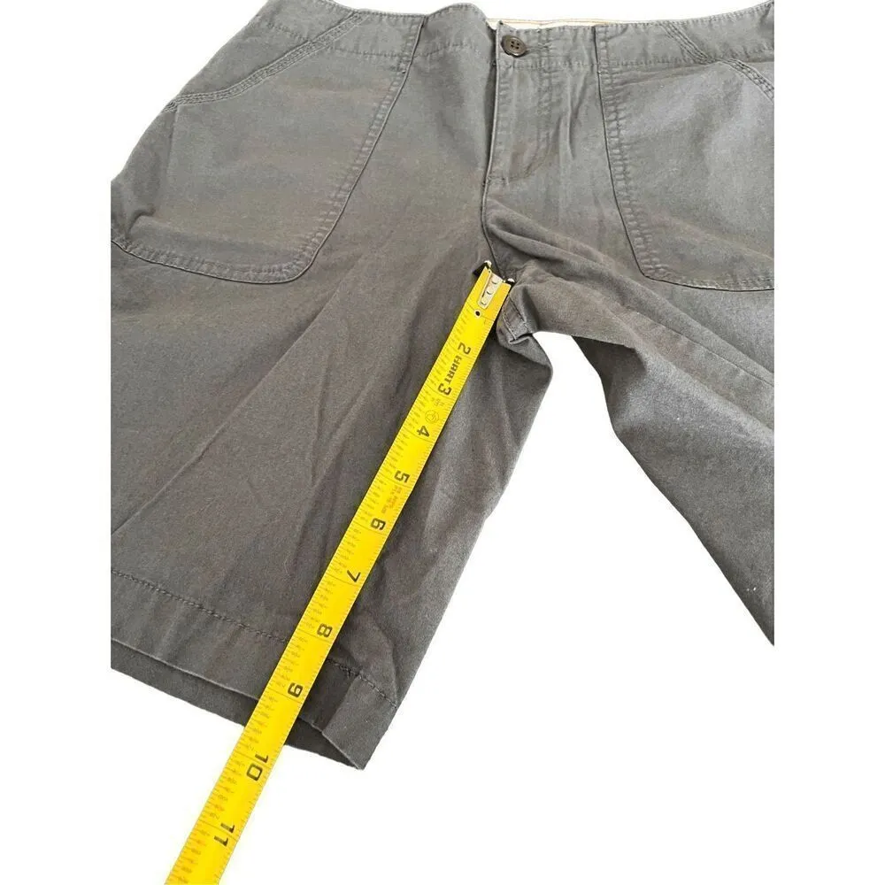 Dockers Ladies Shorts Grey size 6 - Image 7