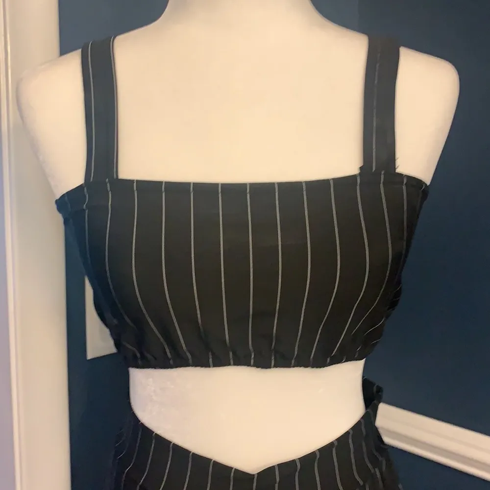 Modern/solo costume or two piece top & bottom set Black Size 27 - Image 2