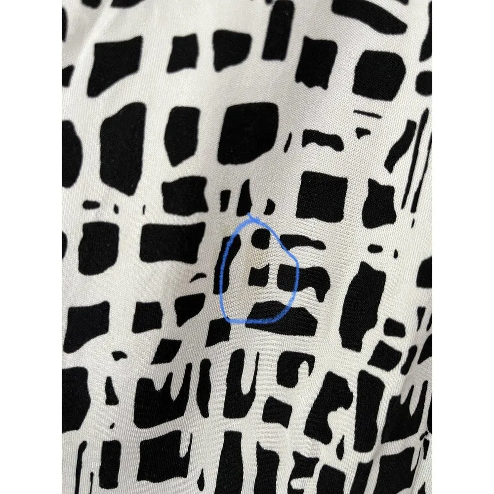 Peter Nygard Black Geo Print Beaded 100% Silk V Neck Blouse Women’s Size XL - Image 4