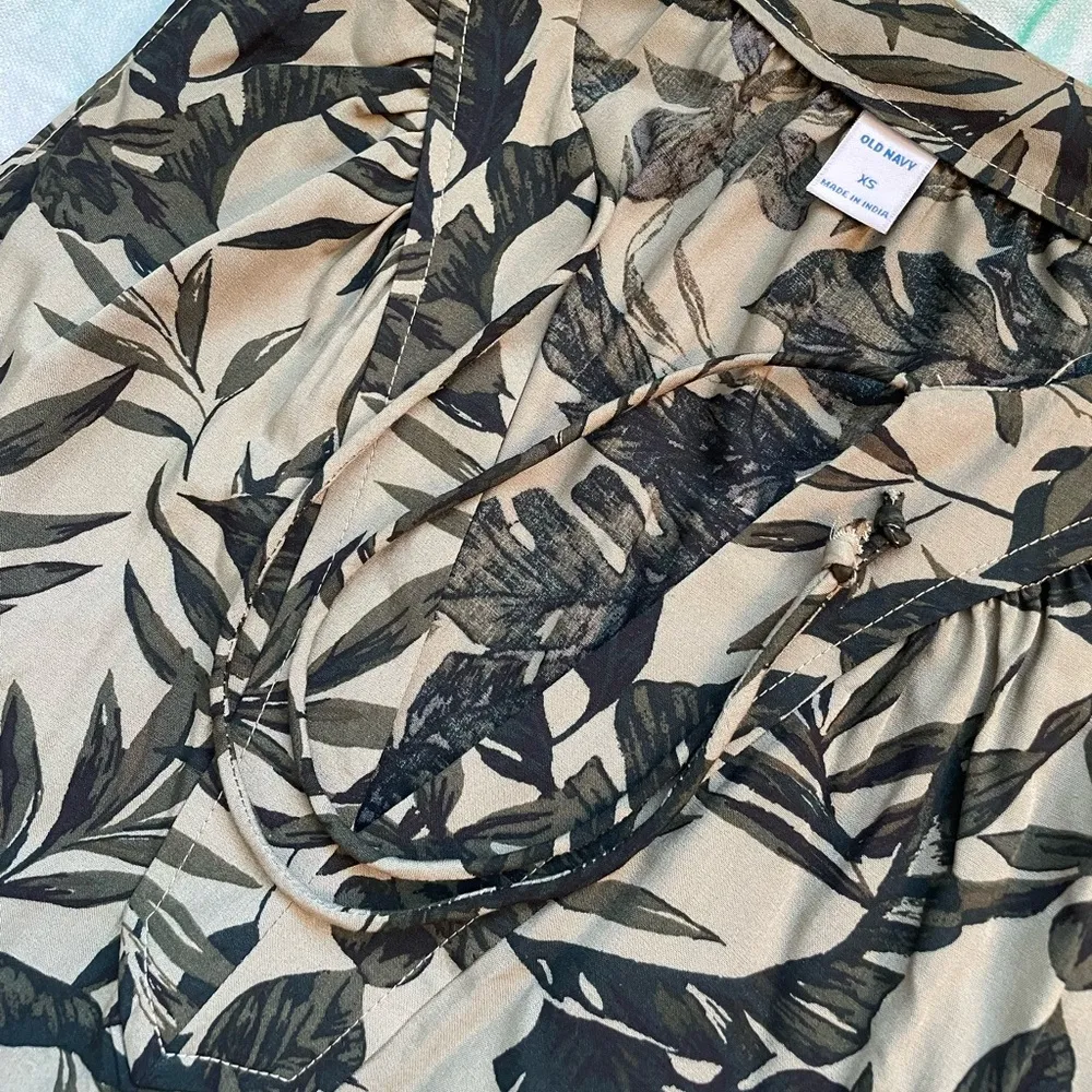 NWT  Sleeveless V-Neck Tropical Jungle Shift Dress | Size XS - Image 5