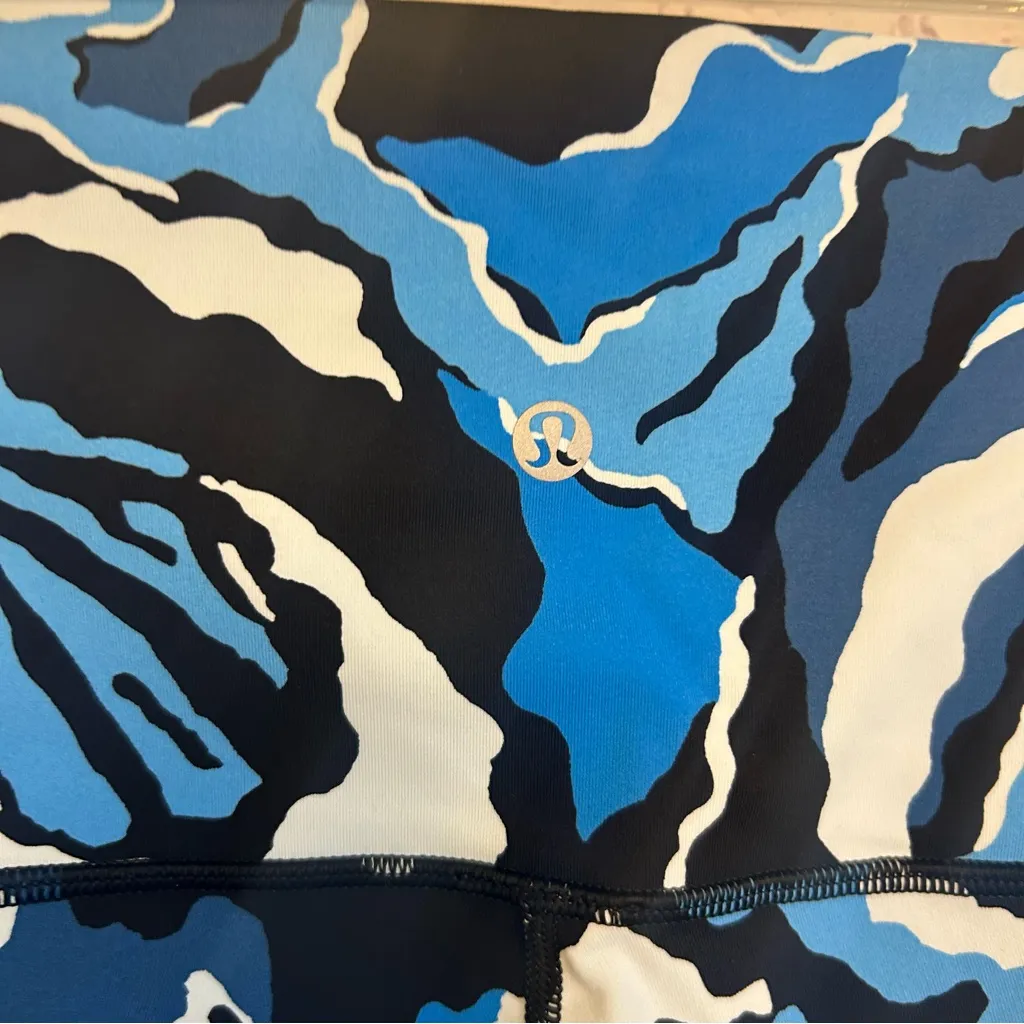 Lululemon Athletica Wunder Under High Rise Boom Bloom beach blanket pants 10 - Image 6