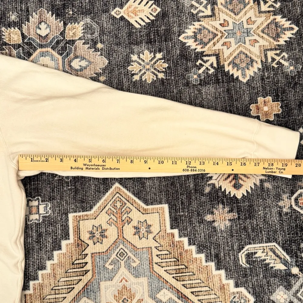 Disney X Uniqlo X Joshua Vides Women’s Mickey Mouse Club White Crewneck Size XL - Image 13