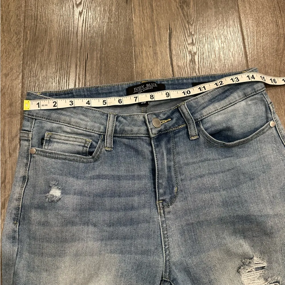 Judy Blue Distressed Jeans Women's Size 29 Faded Skinny Fit Ripped Light Denim - Image 8