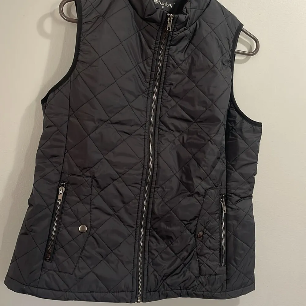 FUINLOTH black basic vest full zip Size M - Image 4