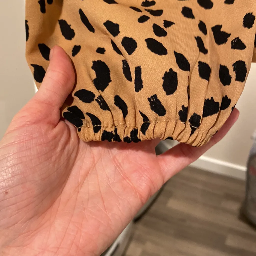 Essue Spotted button front blouse - Image 5