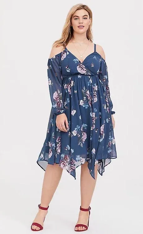 Torrid Blue Floral Cold Shoulder Chiffon Dress Size 2X - $29 (57% Off  Retail) - From Ashley