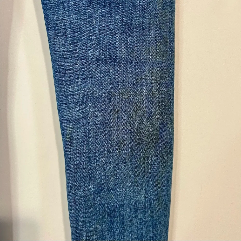 Levi’s Women’s 711 Skinny Raw Hem Denim Jeans Medium Blue Wash Size 26 FLAW - Image 10