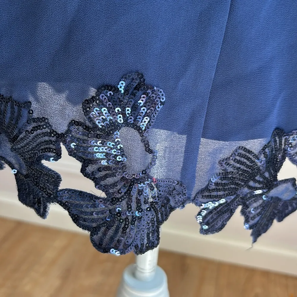 Marciano Midnight Blue Sequin Mini Shift Dress V Neck Formal Floral Size Small - Image 10
