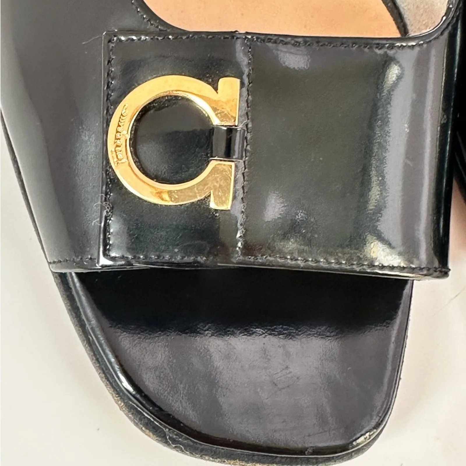 Salvatore Ferragamo Vintage Patent Leather Open Toe Mule Sling Back Sandals - Image 8