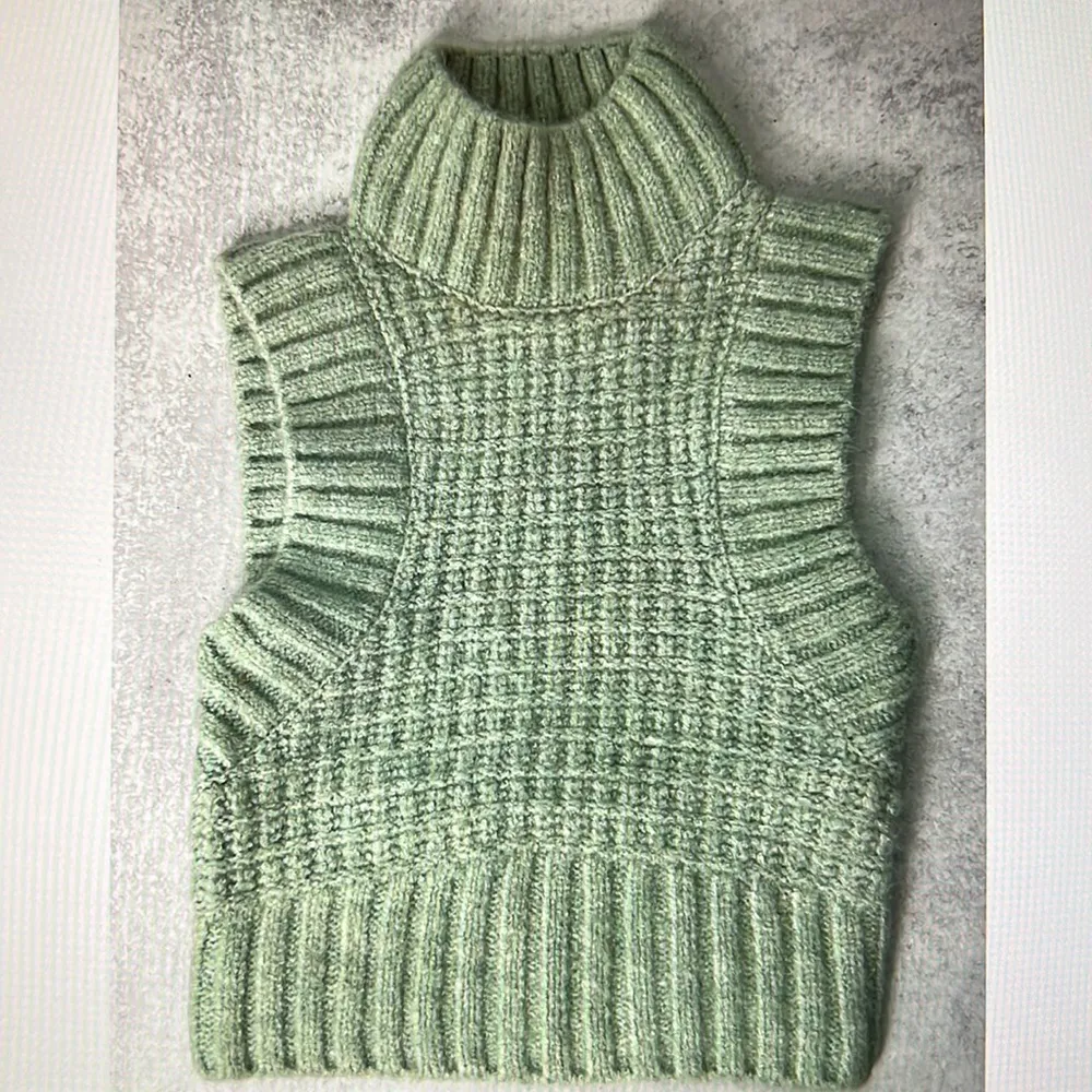 NWT For Love & Lemons Waffle Knit Dominique Sweater Tank Open Back: Size Small - Image 4