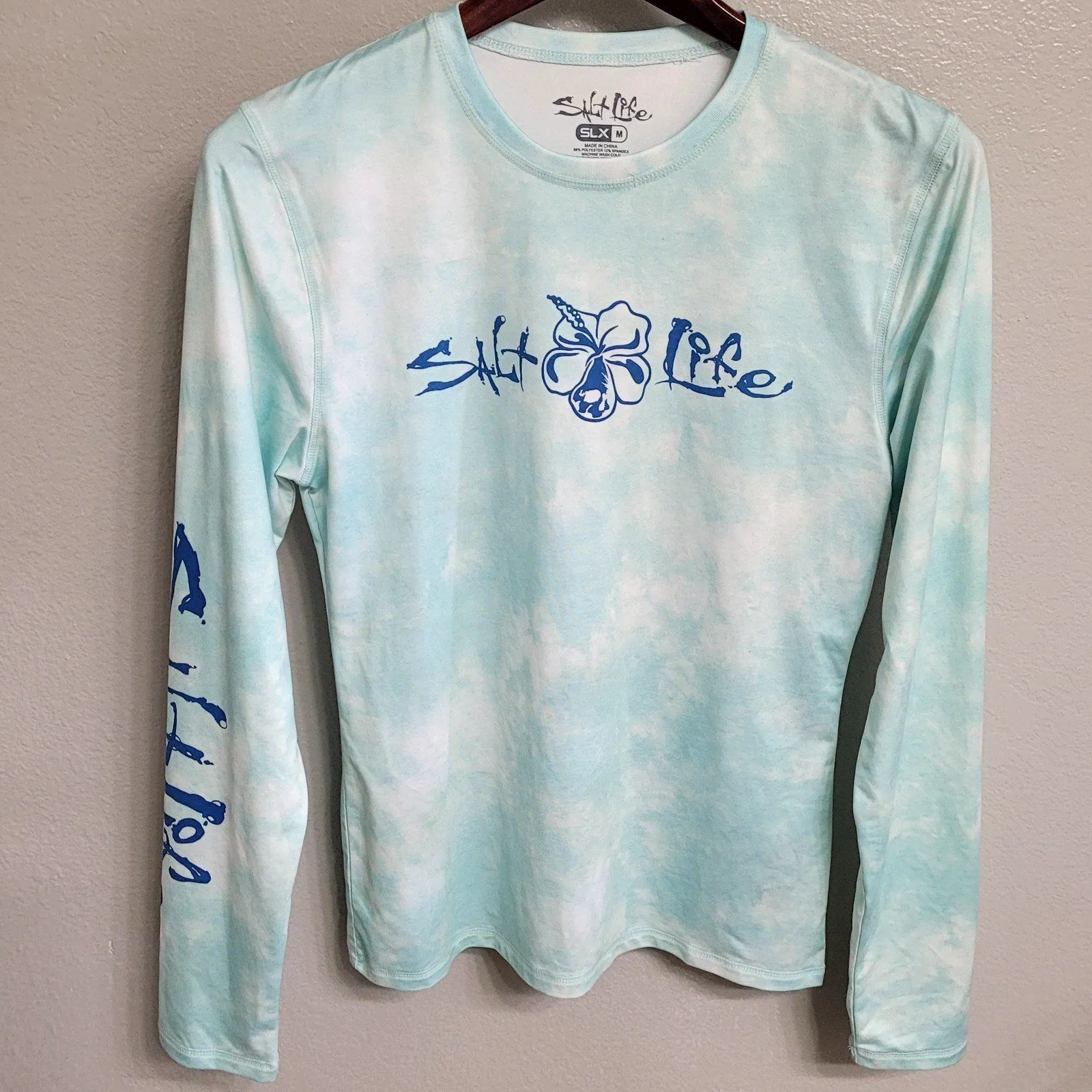 Salt Life SLX Womens Medium Long Sleeve - Image 2