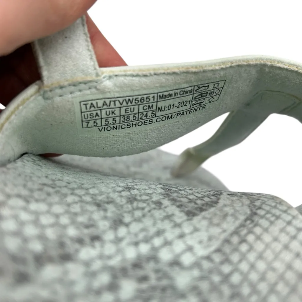 Vionic Women’s Tala Sandals Size 7.5 Mint Green Leather Snake Print Slingback - Image 3