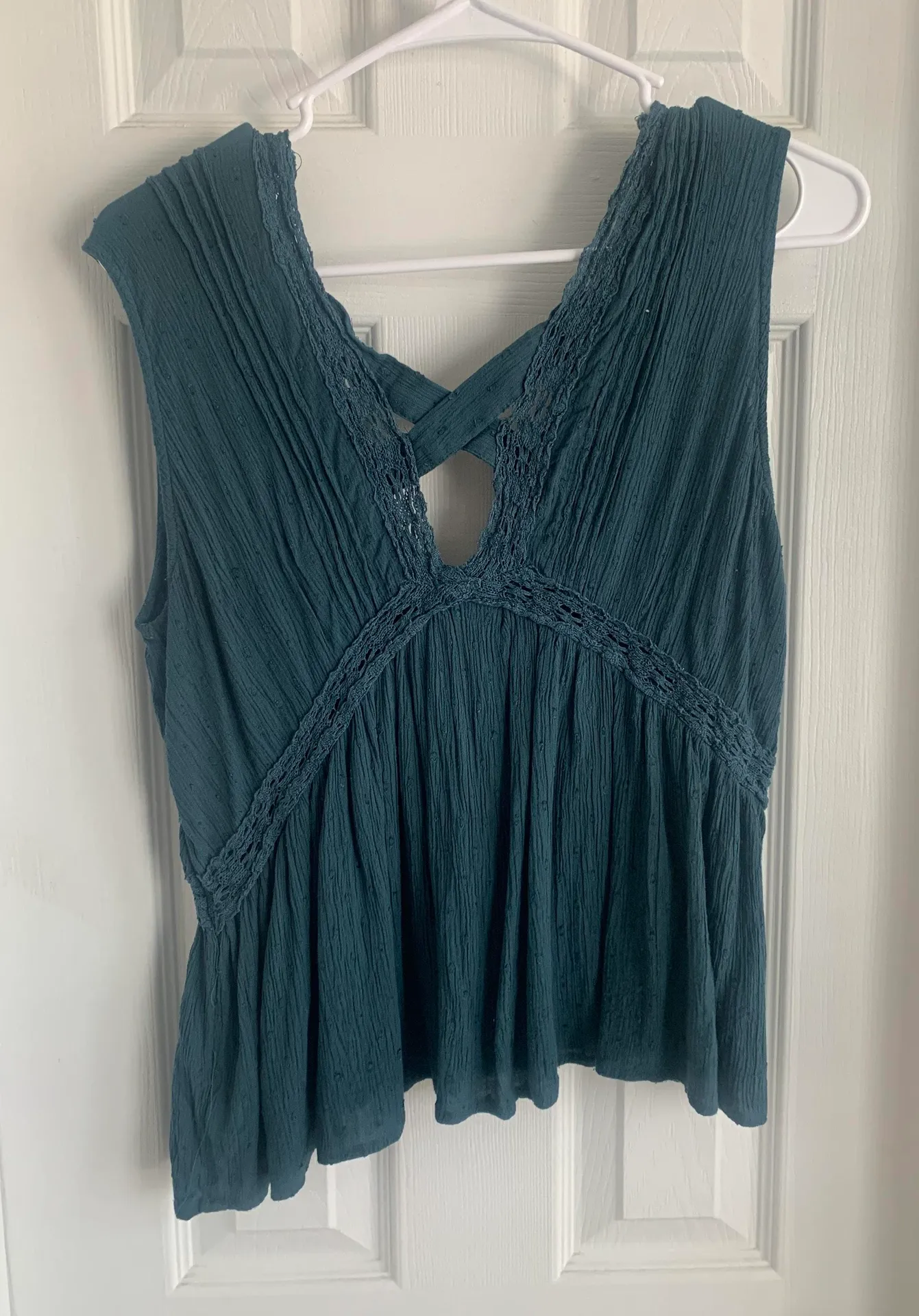 American Eagle Outfitters Float Tank Top - Image 2