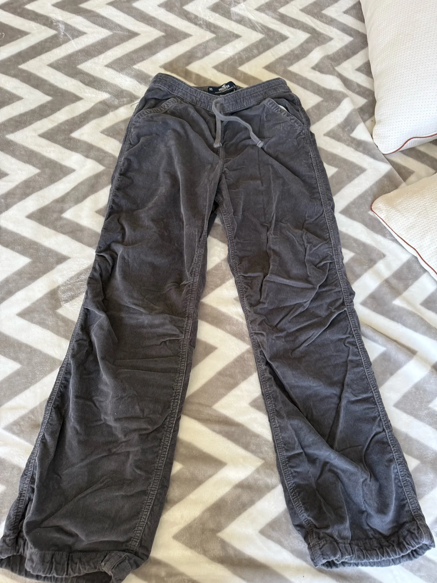 Hollister Adjustable Rise Parachute Pants - Image 5