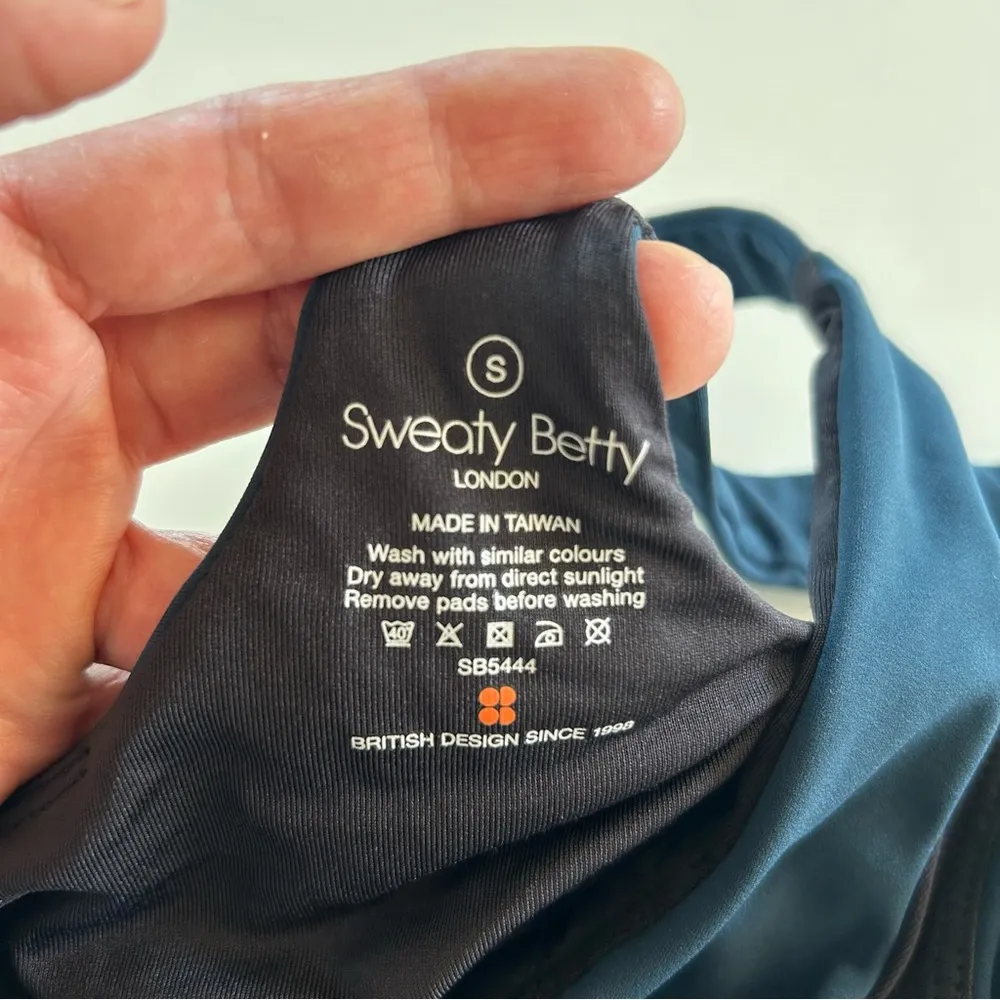 Sweaty Betty crop top - Image 7