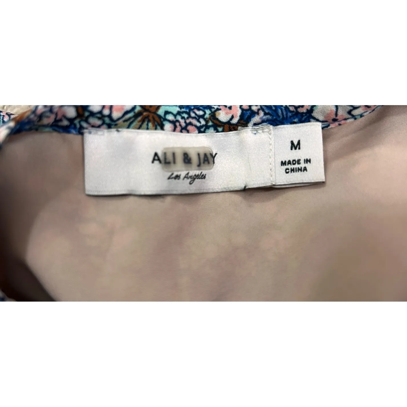 Ali & Jay Blue Floral Gjusta Jacket Full Zip Size M‎ - Image 6