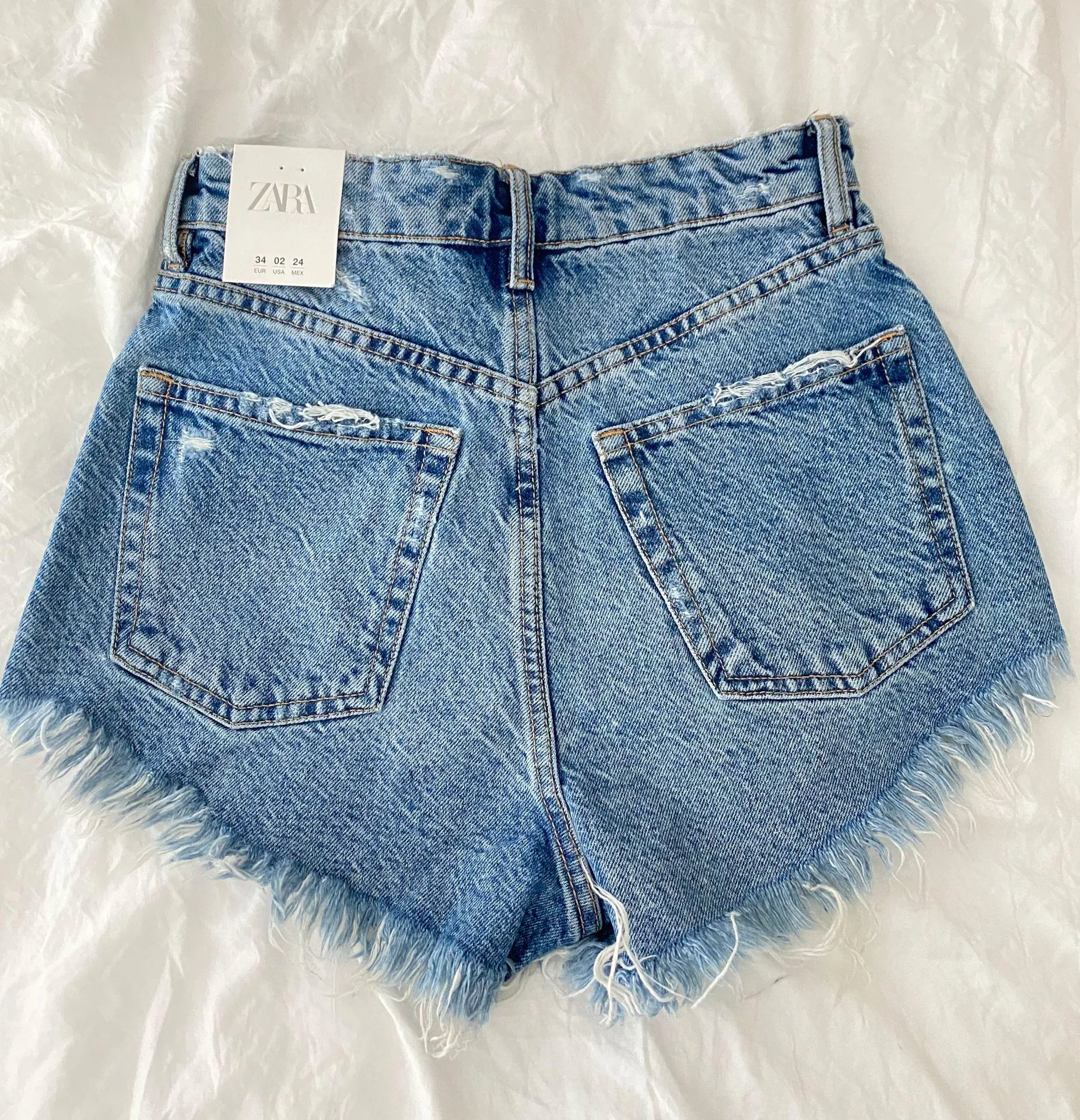 ZARA Cut-offs Jean Shorts - Image 3