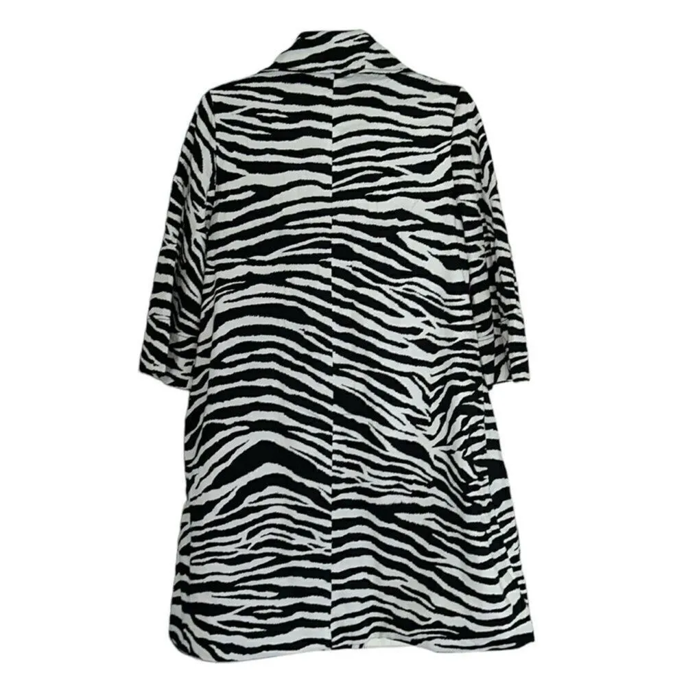 Appraisal Zebra Print Black and White
Jacket(Size Small) Black - Image 2