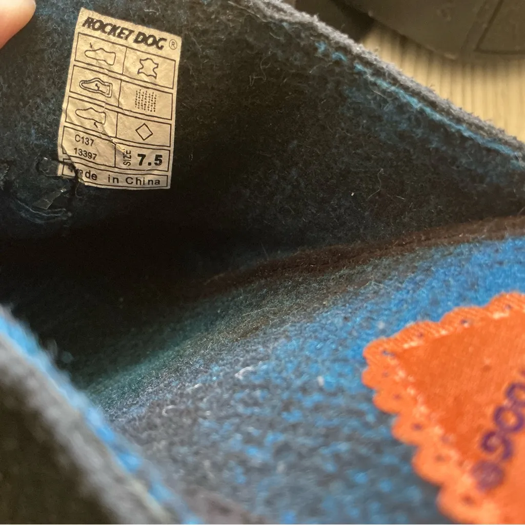 Vintage 90s rocket dog heeled wrap around studded clogs size 7.5 black suede - Image 6