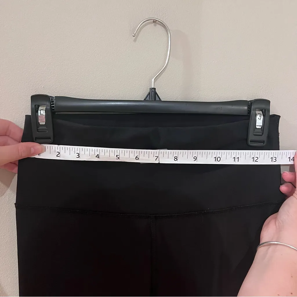 Everlane Black Full Length Foot Leggings - Image 6