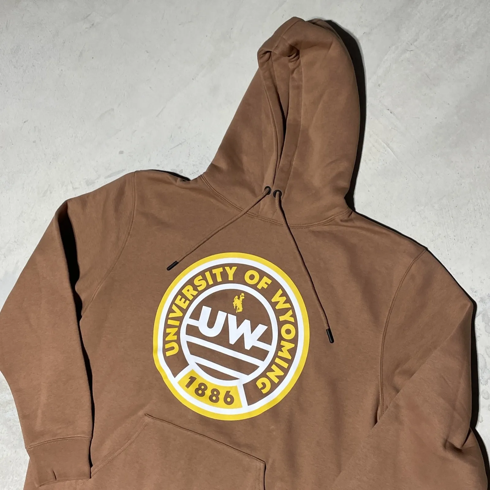 NWOT University of Wyoming Cowboys Football Hoodie SZ L Sweatshirt Pullover Brown Size L - Image 2