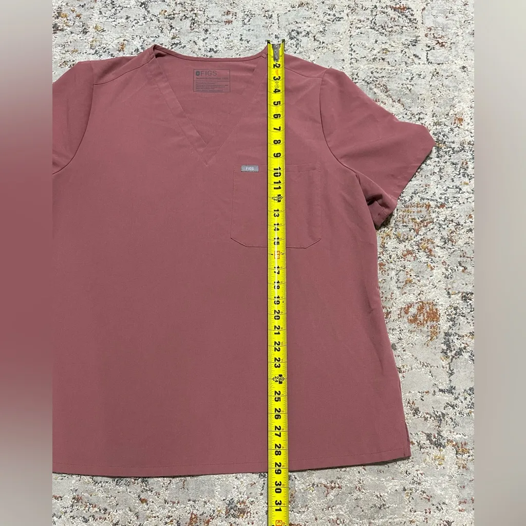 FIGS Catarina Women's Scrub Top in Limited Edition Mauve Size XXL - Image 6