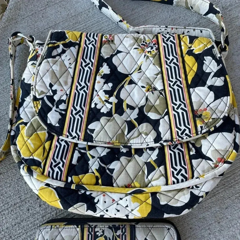 Vera Bradley Go Wild Quilted Purse Shoulder Crossbody Bag with Matching Wallet - Image 3