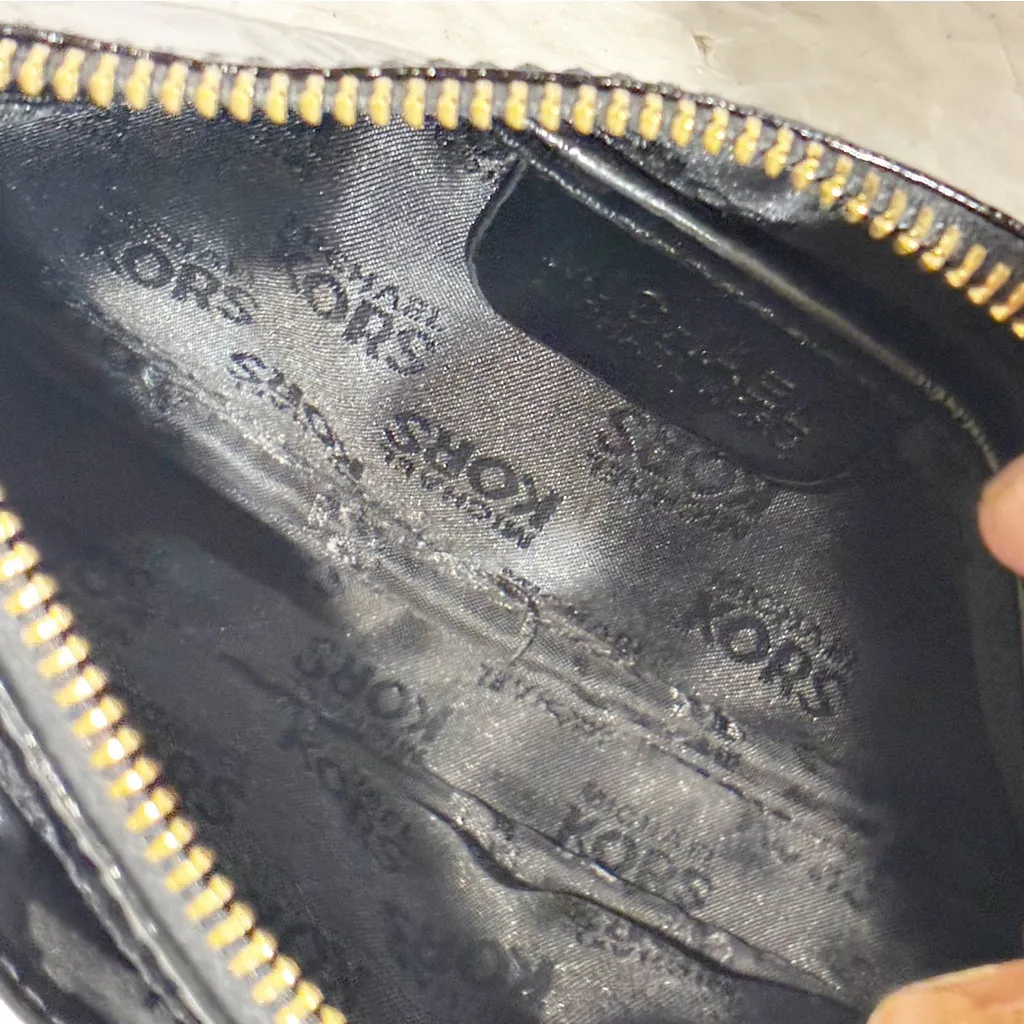 Michael Kors Black Patent Leather All Over Print Wallet Pouch - Image 3