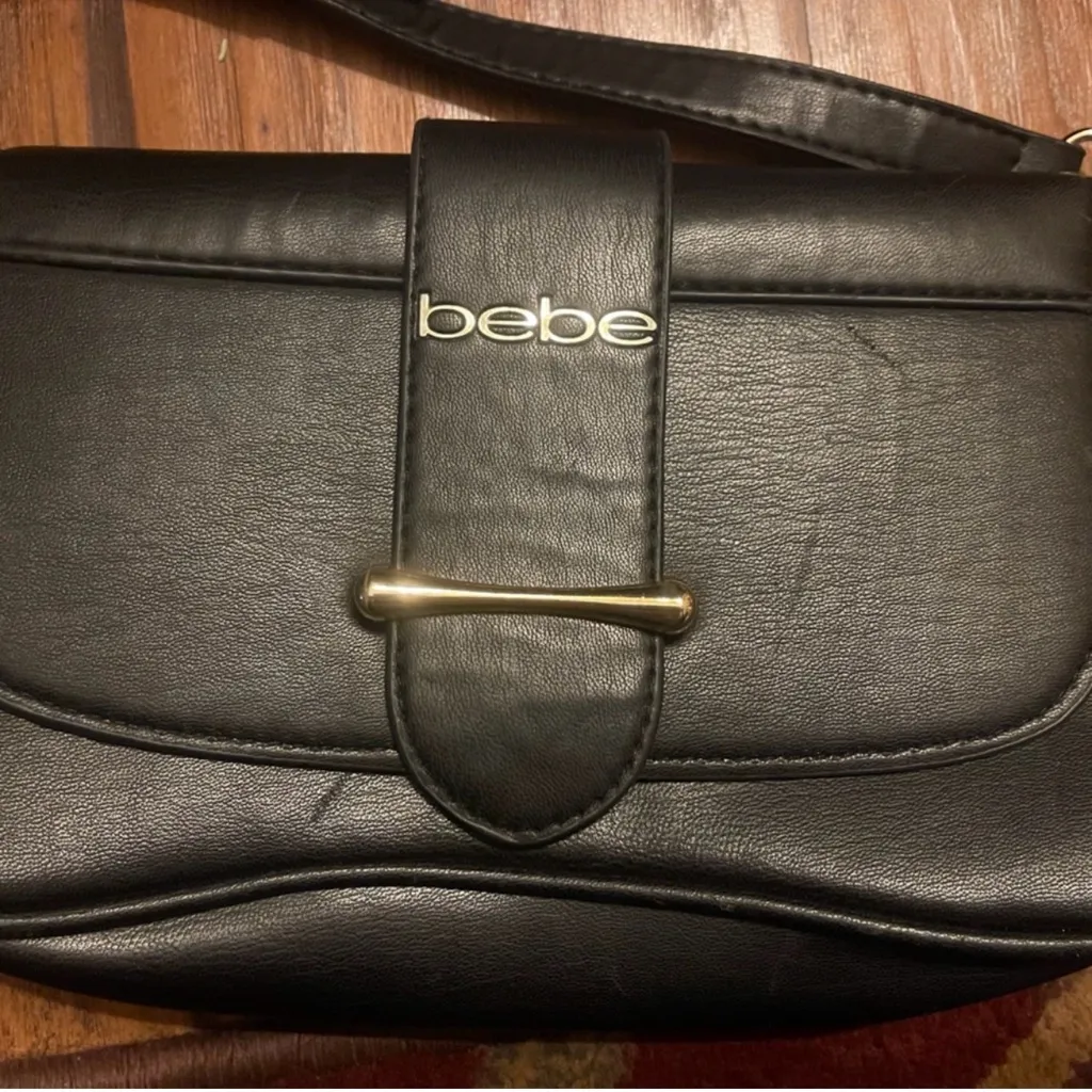 Bebe Saint Lamby crossbody bag black faux leather gold-tone hardware purse Y2K - Image 3