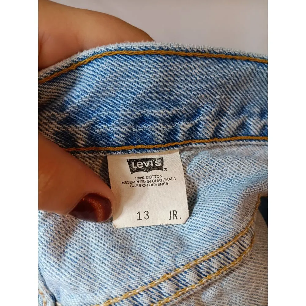 VTG Levi Jean Shorts 13 Jr Light Wash Blue Denim Cotton 2000 Y2K High Rise Mom - Image 14