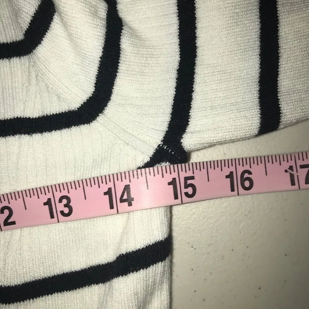 A New Day Black/White Turtle Neck 2530 - Image 6