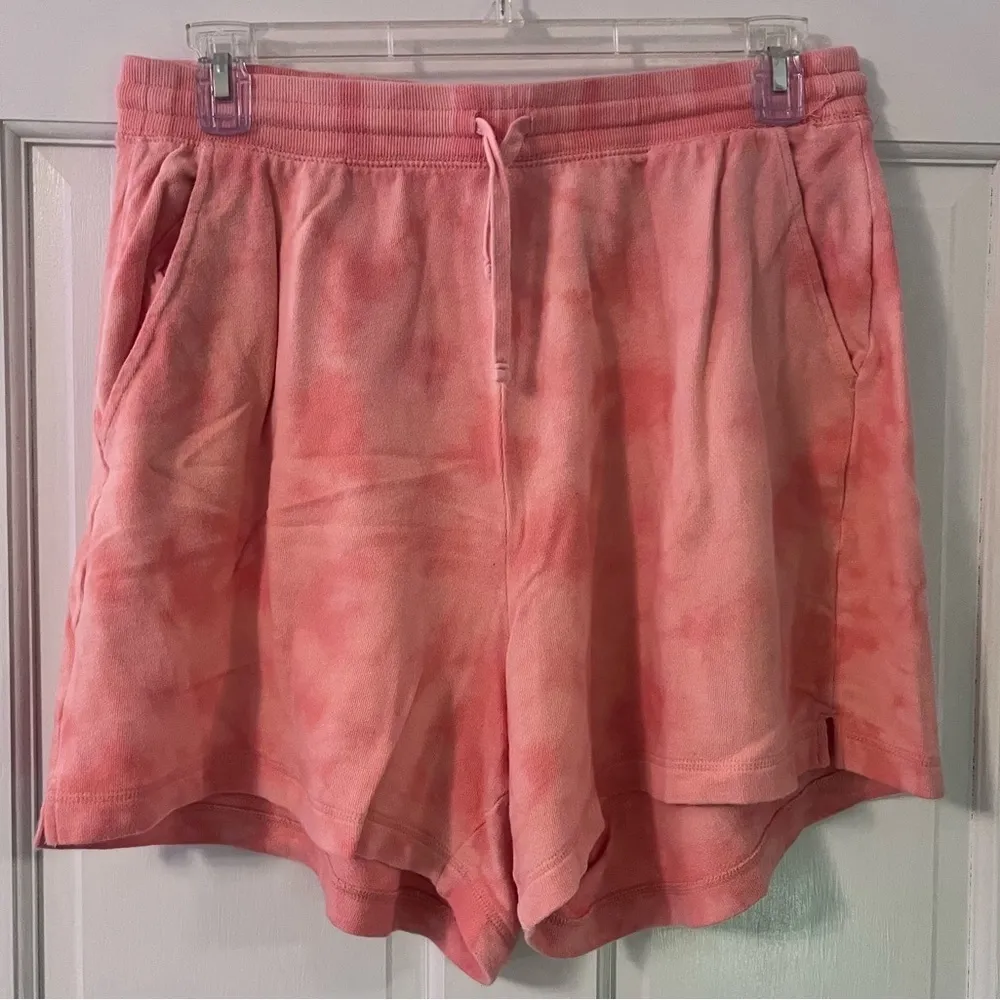 OLD NAVY Women’s Coral Tie-Dye Lounge Sweat Shorts - Image 3