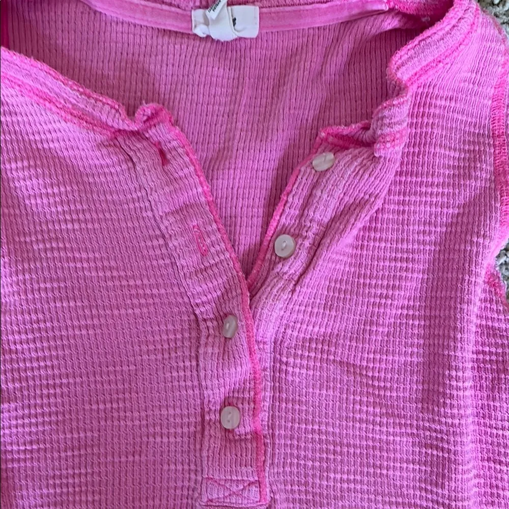 Aerie Pink Button-Up Crop Top - Image 3