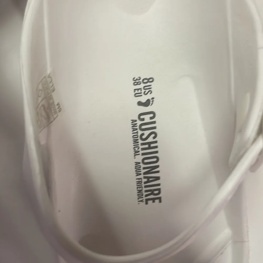 Cushionaire Comfort EVA Waterproof Sandals White - Image 5