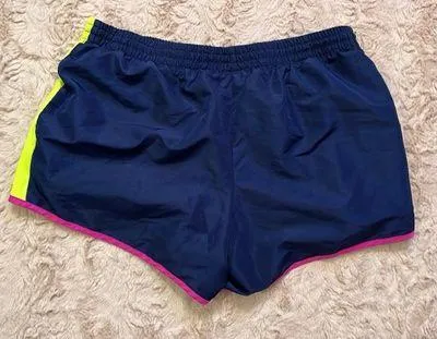 Now Shorts Size XL (16-18) - Image 7