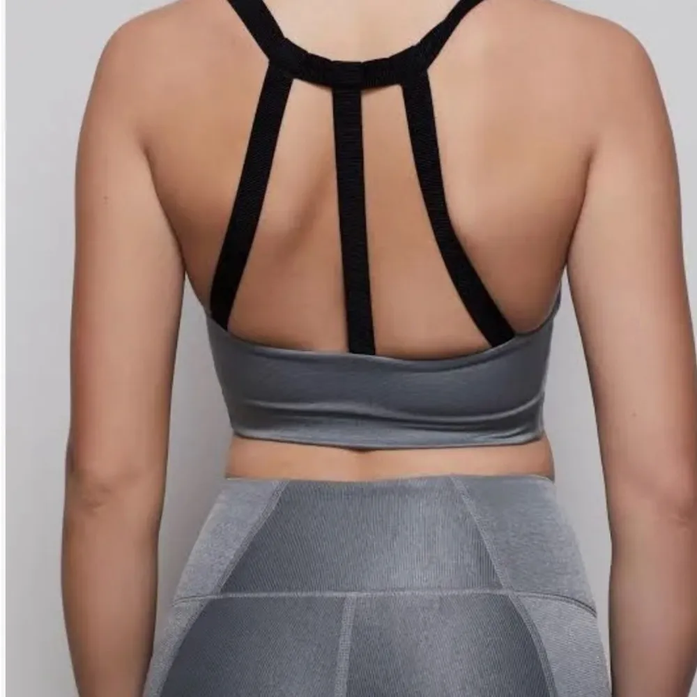 Good American Gray Shiney triple ribbed black strap Sports Bra - Image 4