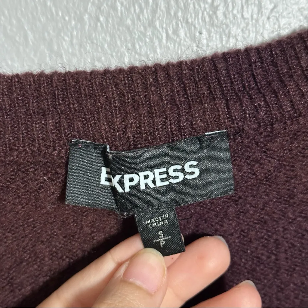Express Women Knit Burgundy V-Neck Sweater Twist Long Sleeve size S - Image 5