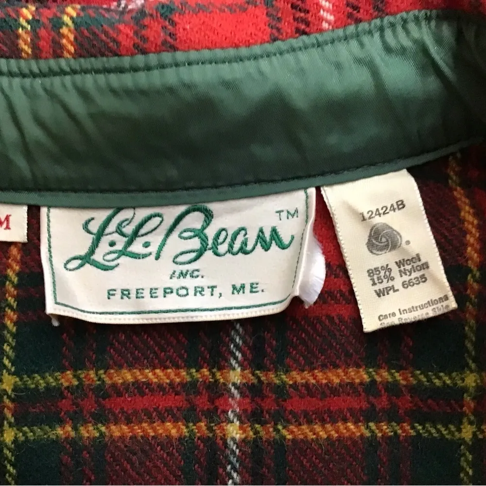 Women’s Wool Plaid Shirt‎ L Red Tartan Academia Grunge Cottagecore Vintage Size M - Image 9