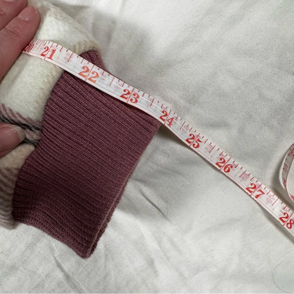 Levi's Winter Plaid Coat Jacket M Quilted Pink White Cabincore Flannel  Zip Snap - Image 9