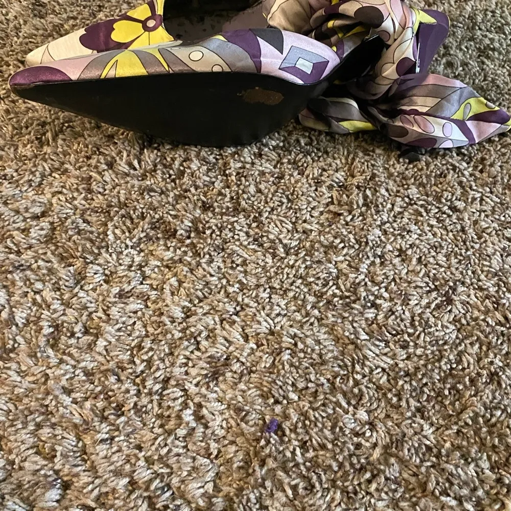 Nine West  wrap heel pumps - Image 3