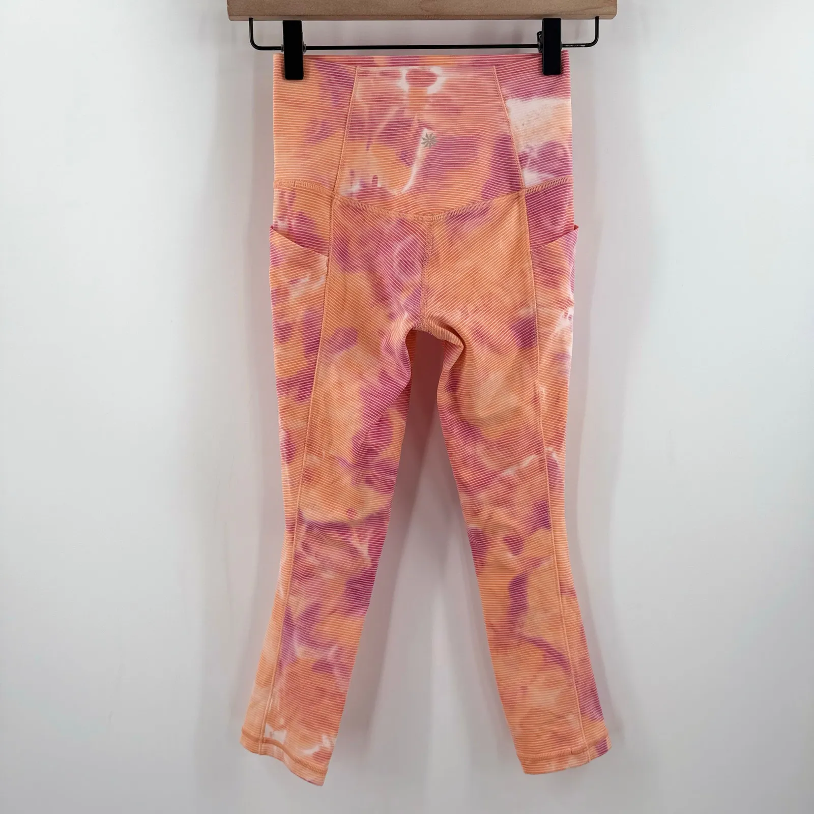 Athleta Salutation Stash Pocket II Tie Dye Capri Leggings Size XXS Tiedye Stripe - Image 4
