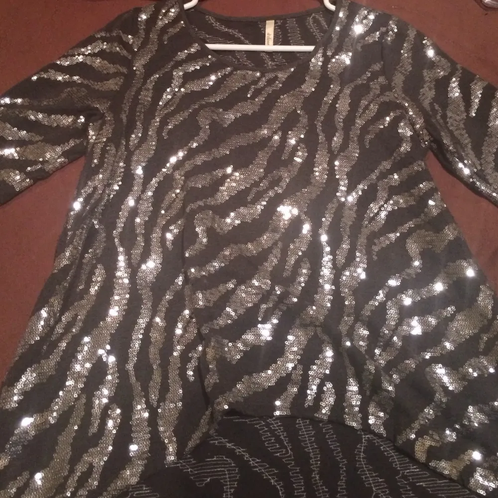 SEQUIN ANIMAL PRINT SHIRT - Image 4