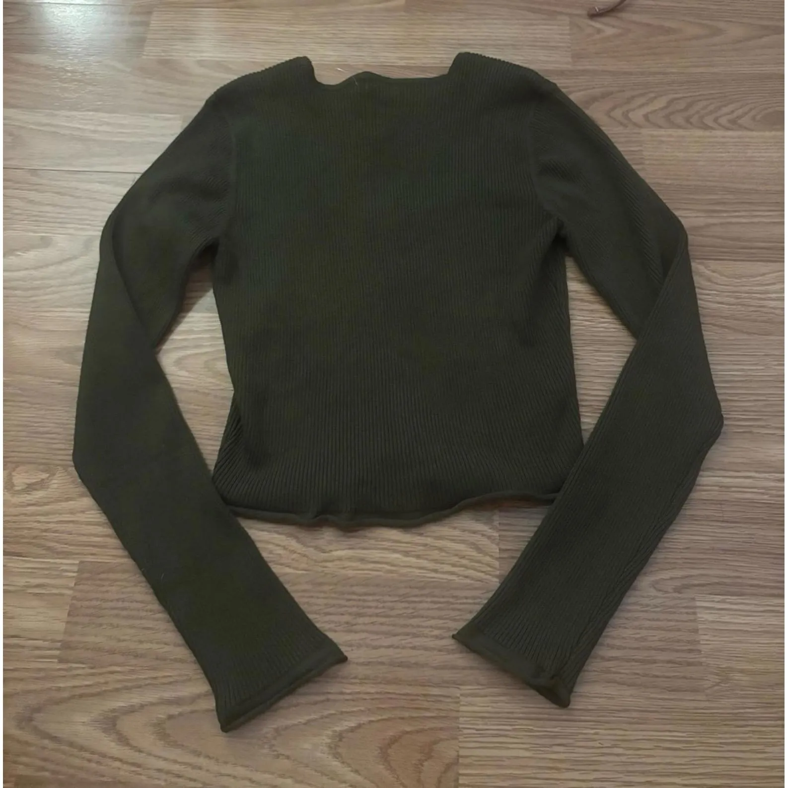 Garage Ribbed Crop Sweater Size Medium - Image 6